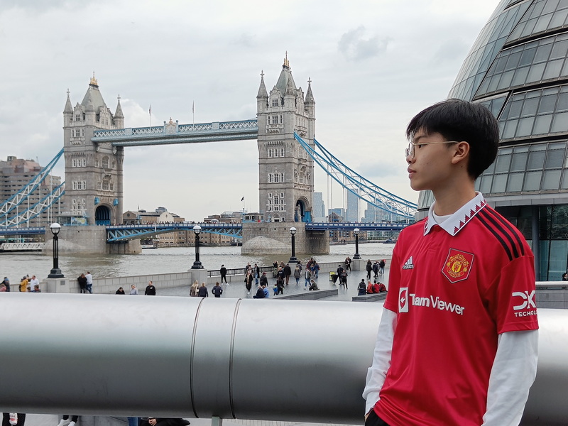 เผลอๆกับ Tower Bridge :)