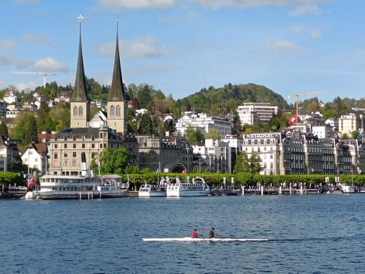 ล่องเรือชม Lake Lucerne 